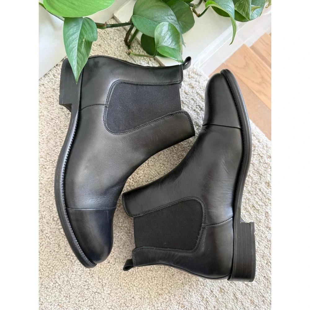Ten Points SWEDEN Chelsea Boots Women 9 Black Leather Cap Toe Ankle